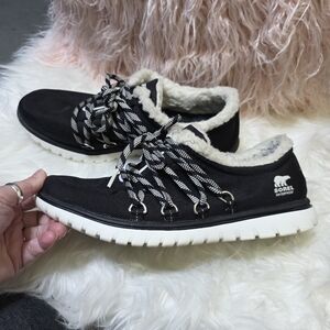 Sorel / Cozy Go Black and White Fleece-Lined Sneakers